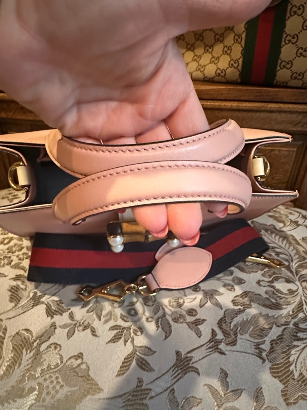 Gucci Pink Leather Top-Handle Satchel with Pearl Bamboo Buckle - Picture 3 of 8